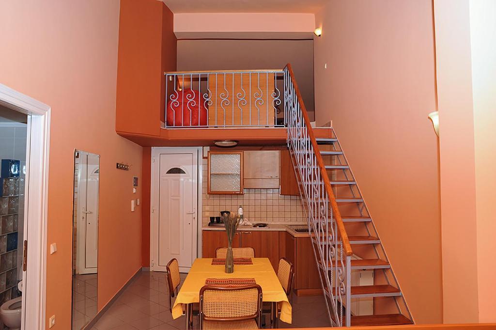 Platána Hotel Pelagos Studios מראה חיצוני תמונה