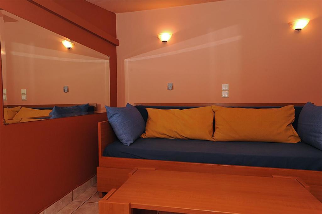 Platána Hotel Pelagos Studios מראה חיצוני תמונה