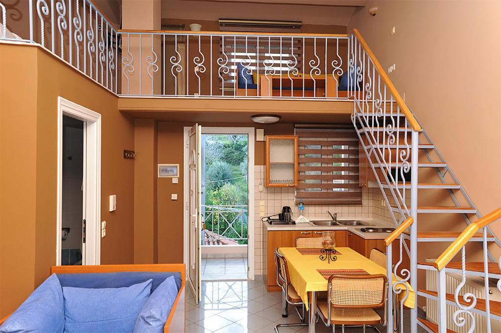Platána Hotel Pelagos Studios מראה חיצוני תמונה