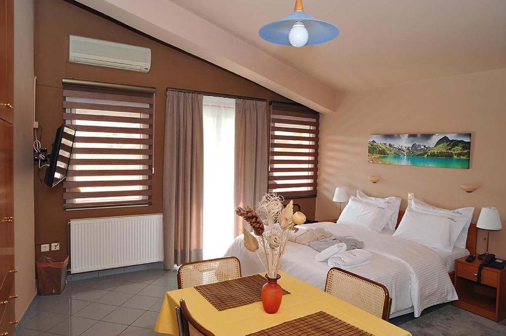 Platána Hotel Pelagos Studios מראה חיצוני תמונה