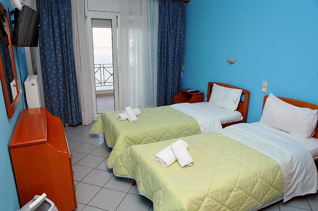 Platána Hotel Pelagos Studios מראה חיצוני תמונה