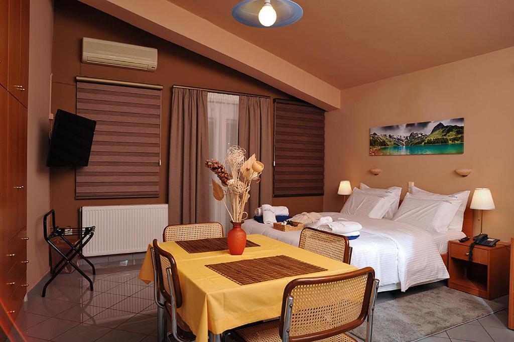 Platána Hotel Pelagos Studios מראה חיצוני תמונה