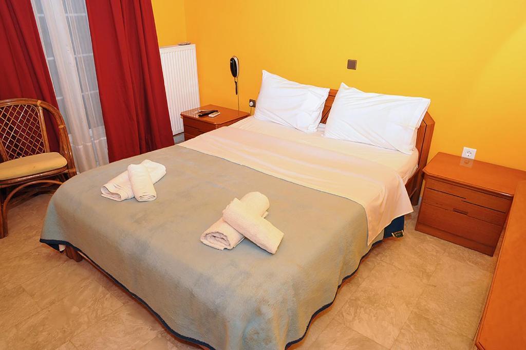 Platána Hotel Pelagos Studios מראה חיצוני תמונה